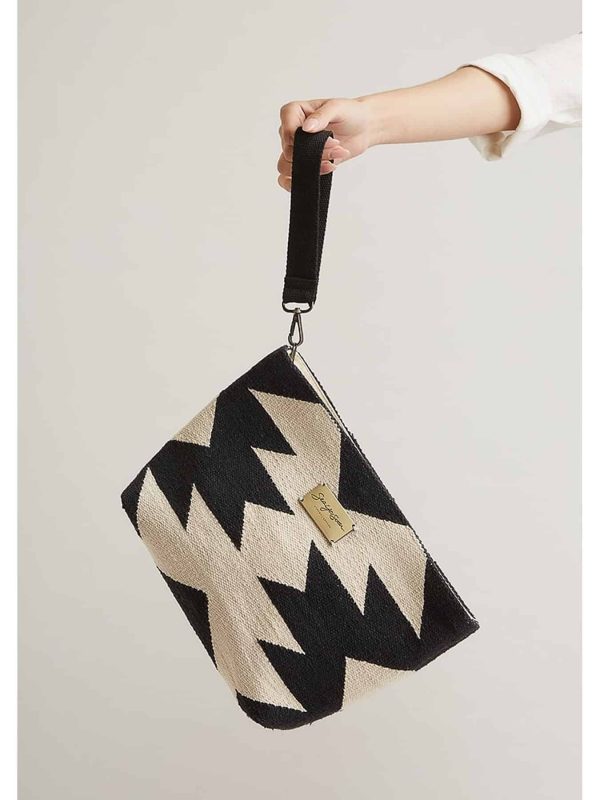 Acalan Midi Clutch