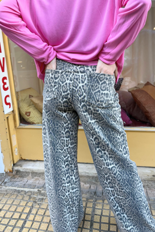 Leopard Jean