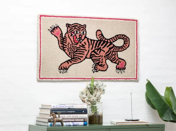 Frame Rug Tiger Pink