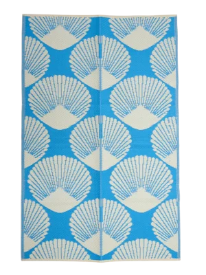 Recycled Plastic Carpet with Light Blue Sea Shell Deisgn 120x 180 cm