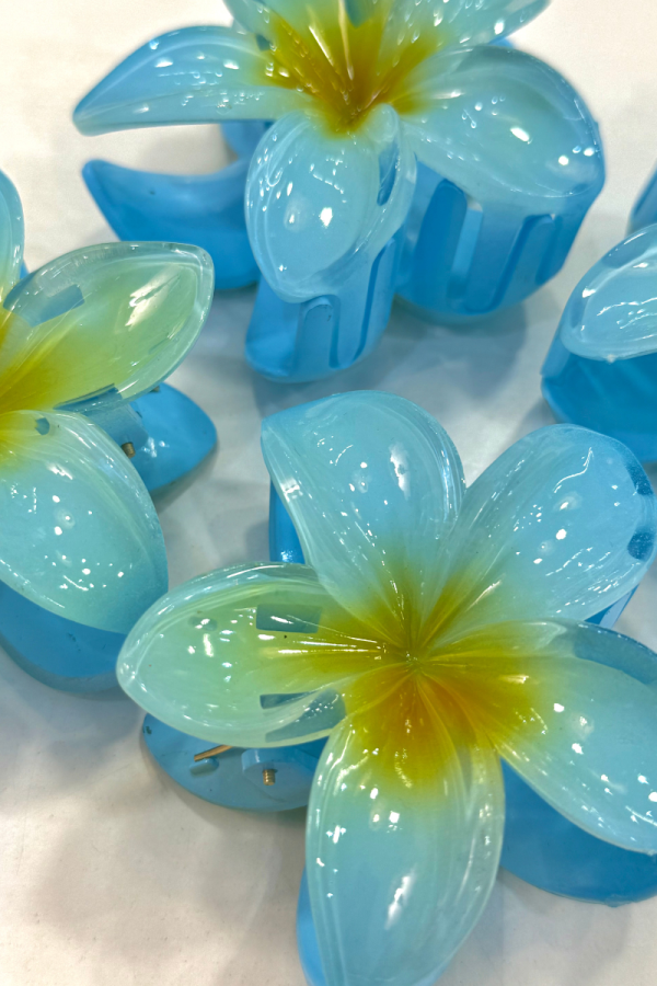 Hawaiian Flower Hair Clip Light Blue