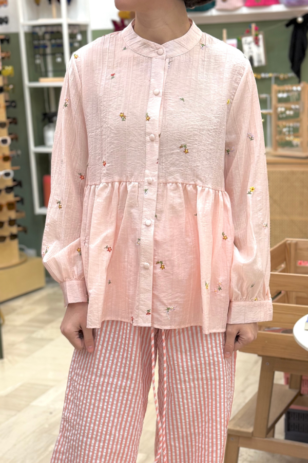 Shirt with Embroidered Flowers Pink